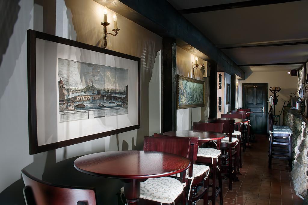 Pensiune-Restaurant Tara Luanei Серата-Монтеору Екстер'єр фото